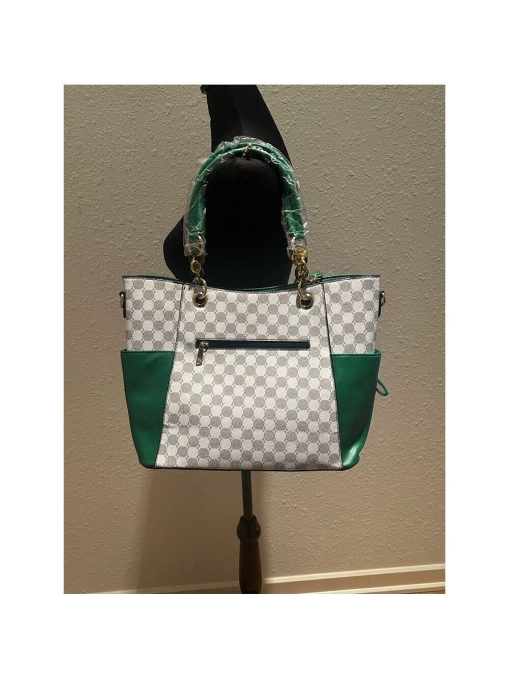 Women's MKF Collection Tote Bag White Green Check w/ wallet
13.5 x 11 x 5 - Picture 3 of 5